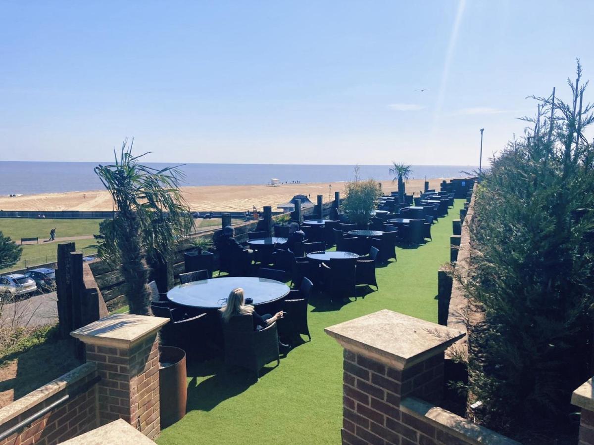 Cliff Hotel Great Yarmouth Buitenkant foto